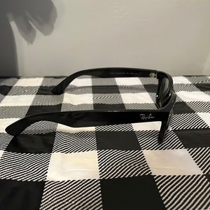 Ray ban new wayfarer sunglasses